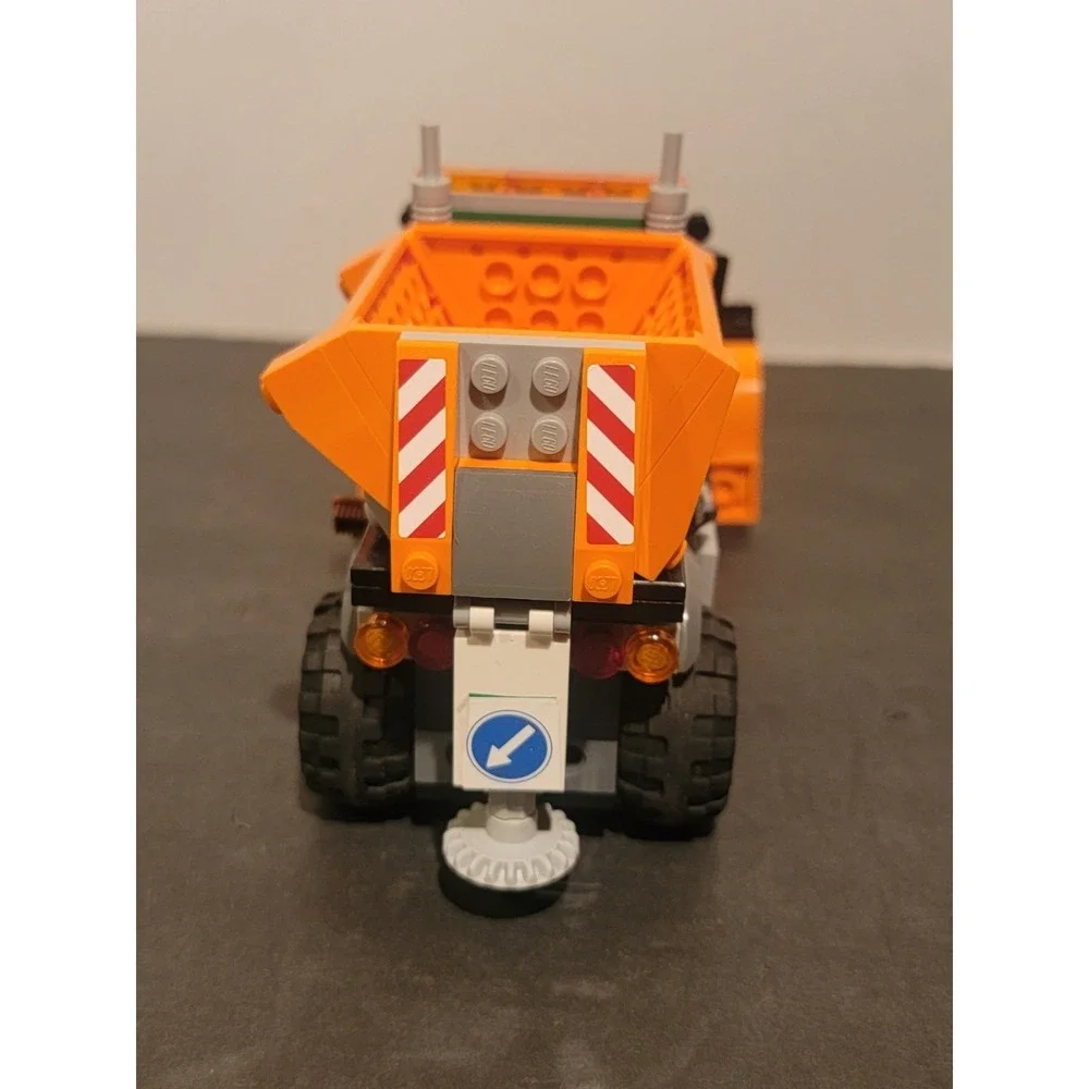 LEGO City 60083 Snowplow Truck Used 100% Complete No Box Or Instructions